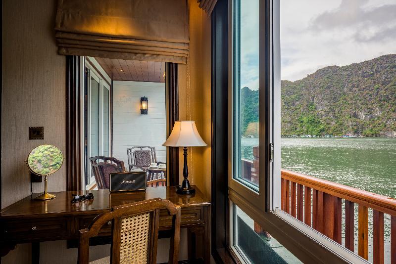 Heritage Line Ylang Cruise - Halong Bay & Lan Ha Bay Халонг Экстерьер фото